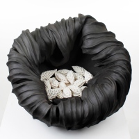 sue-caddy-black-seed-container-ceramic